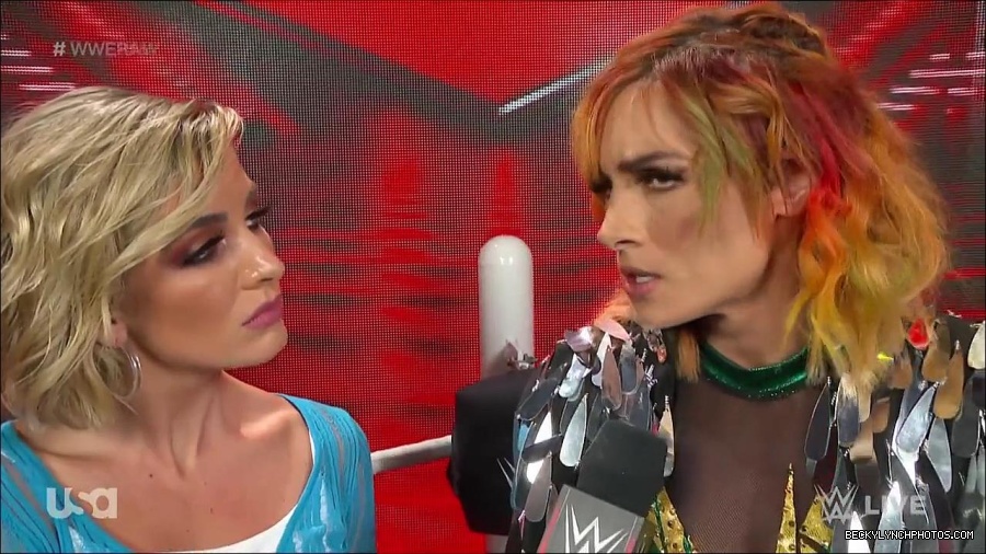 WWE_RAW_4th_July_2022_720p_WEBRip_h264_mp4_006944555.jpg