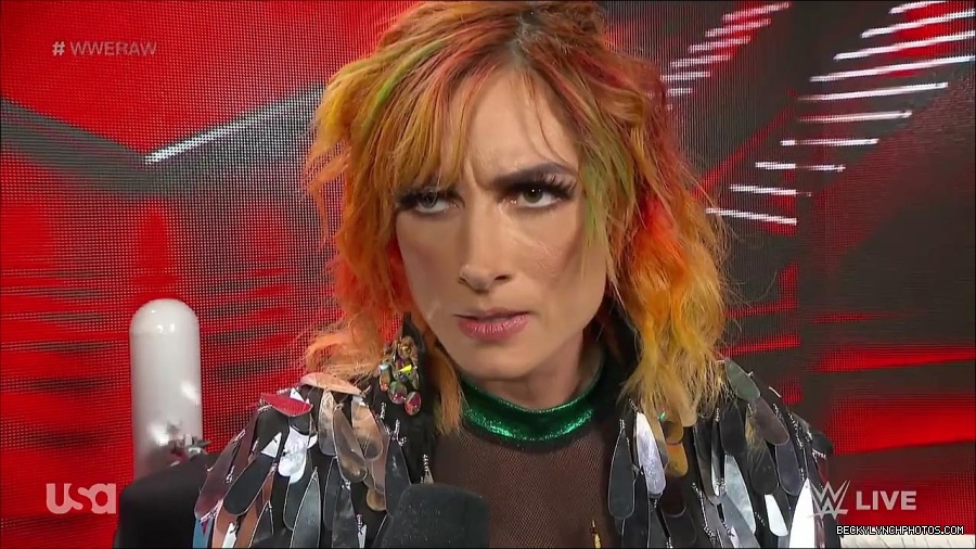 WWE_RAW_4th_July_2022_720p_WEBRip_h264_mp4_006959370.jpg