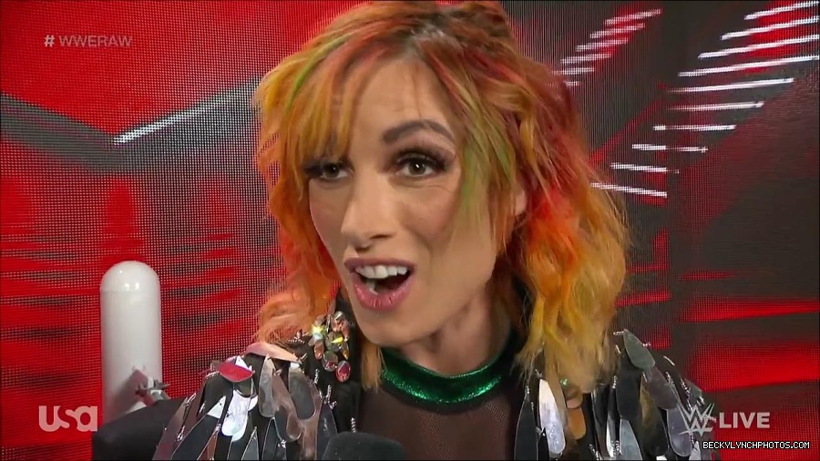 WWE_RAW_4th_July_2022_720p_WEBRip_h264_mp4_006961372.jpg