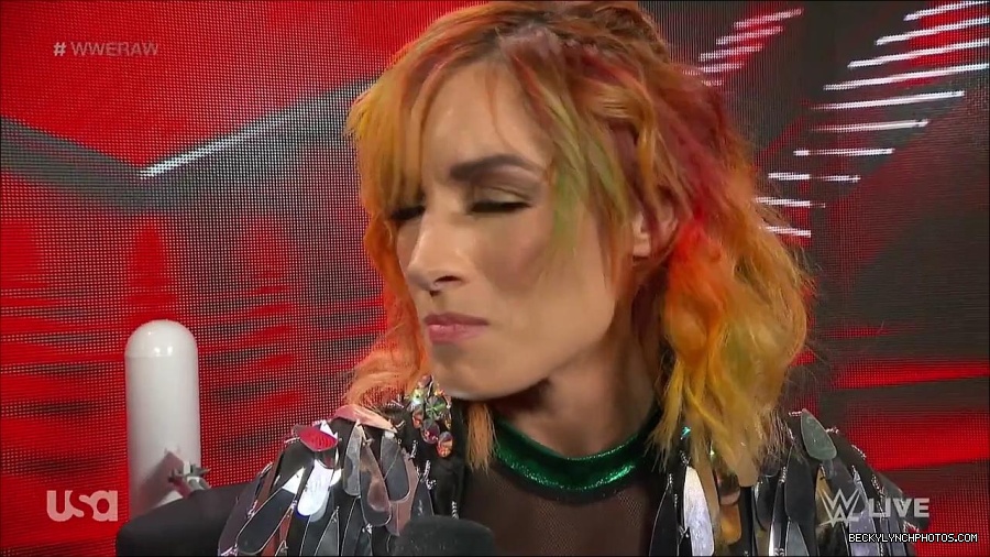 WWE_RAW_4th_July_2022_720p_WEBRip_h264_mp4_006962573.jpg