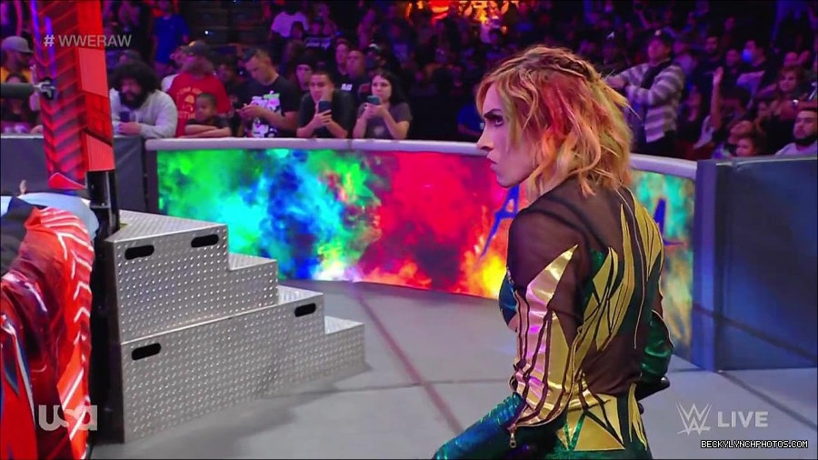 WWE_RAW_4th_July_2022_720p_WEBRip_h264_mp4_008044495.jpg