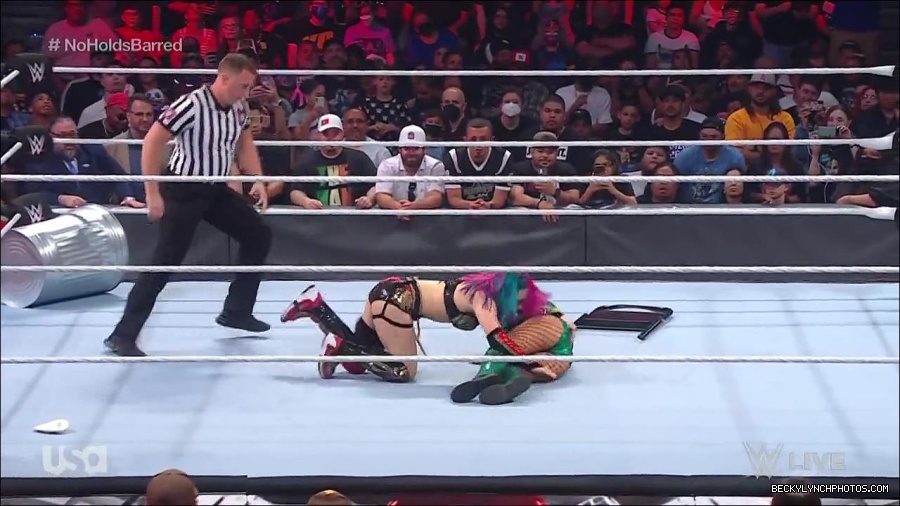 WWE_RAW_4th_July_2022_720p_WEBRip_h264_mp4_008060511.jpg