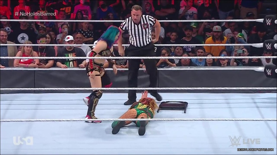 WWE_RAW_4th_July_2022_720p_WEBRip_h264_mp4_008065316.jpg