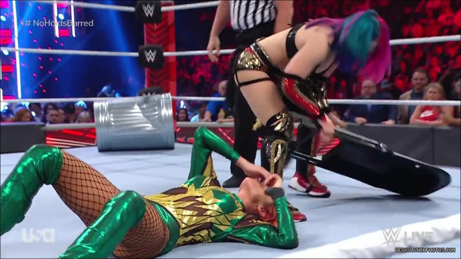 WWE_RAW_4th_July_2022_720p_WEBRip_h264_mp4_008067318.jpg