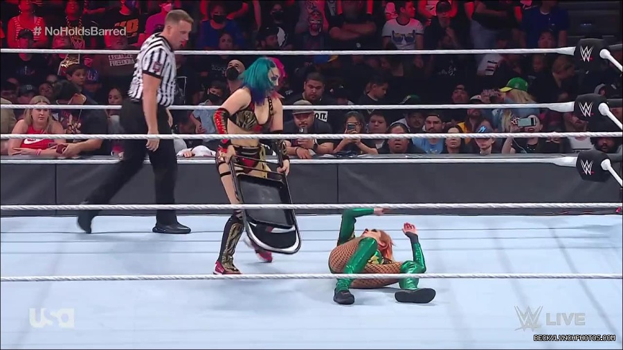 WWE_RAW_4th_July_2022_720p_WEBRip_h264_mp4_008068919.jpg