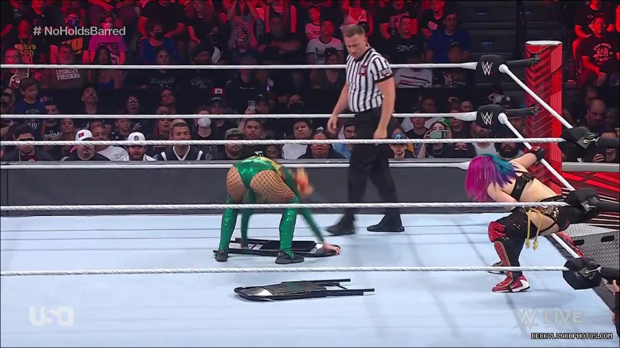 WWE_RAW_4th_July_2022_720p_WEBRip_h264_mp4_008082933.jpg