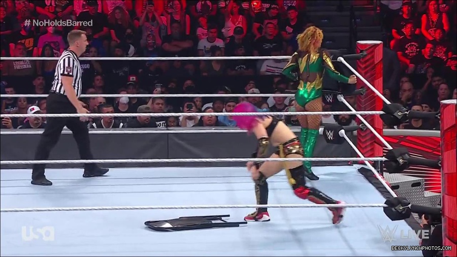 WWE_RAW_4th_July_2022_720p_WEBRip_h264_mp4_008086137.jpg