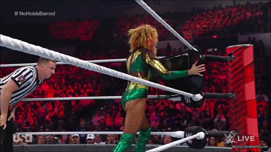 WWE_RAW_4th_July_2022_720p_WEBRip_h264_mp4_008092943.jpg