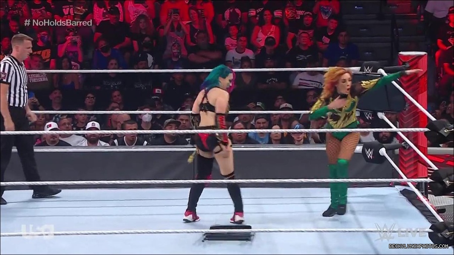 WWE_RAW_4th_July_2022_720p_WEBRip_h264_mp4_008105356.jpg