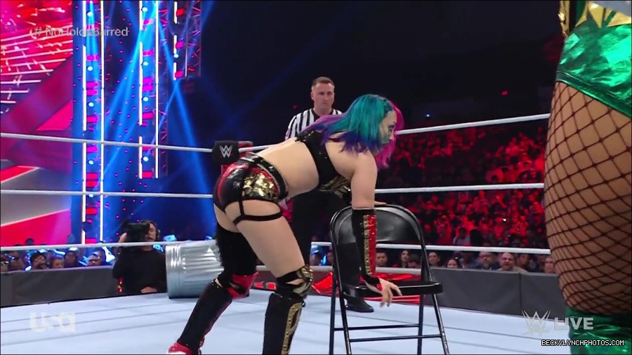 WWE_RAW_4th_July_2022_720p_WEBRip_h264_mp4_008111362.jpg