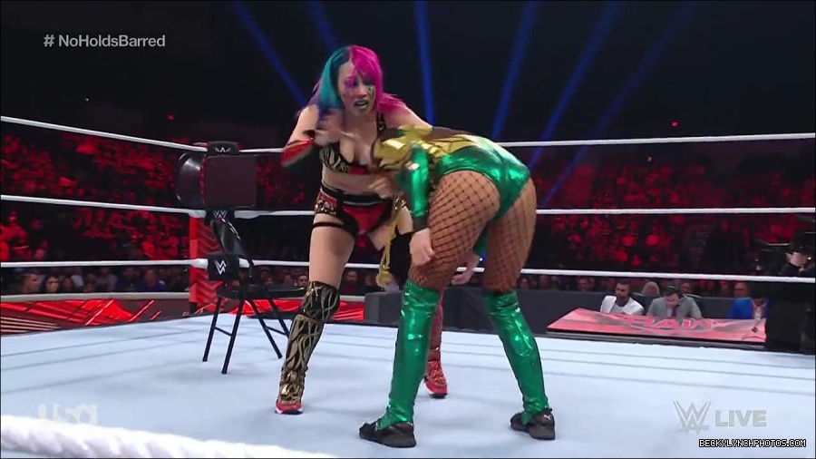WWE_RAW_4th_July_2022_720p_WEBRip_h264_mp4_008128579.jpg