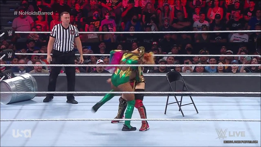 WWE_RAW_4th_July_2022_720p_WEBRip_h264_mp4_008131782.jpg