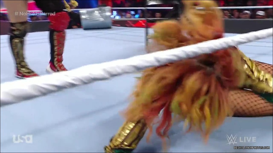 WWE_RAW_4th_July_2022_720p_WEBRip_h264_mp4_008145796.jpg