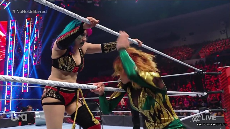 WWE_RAW_4th_July_2022_720p_WEBRip_h264_mp4_008149400.jpg