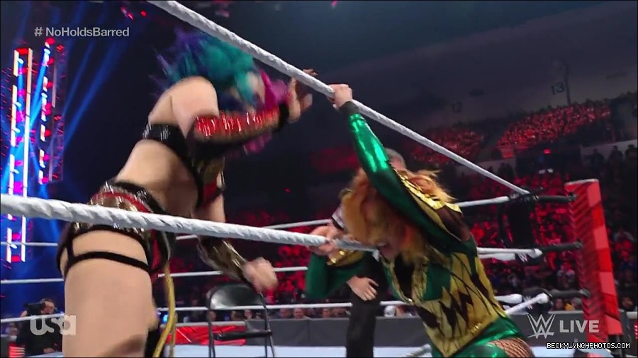 WWE_RAW_4th_July_2022_720p_WEBRip_h264_mp4_008150601.jpg