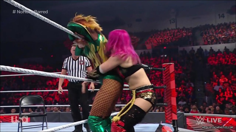 WWE_RAW_4th_July_2022_720p_WEBRip_h264_mp4_008154605.jpg