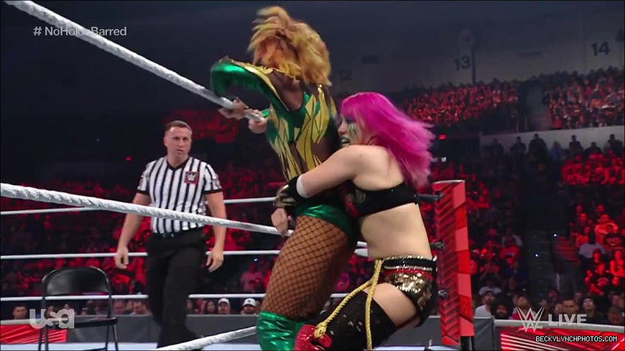 WWE_RAW_4th_July_2022_720p_WEBRip_h264_mp4_008155005.jpg