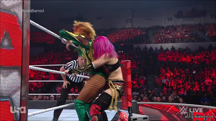 WWE_RAW_4th_July_2022_720p_WEBRip_h264_mp4_008159009.jpg