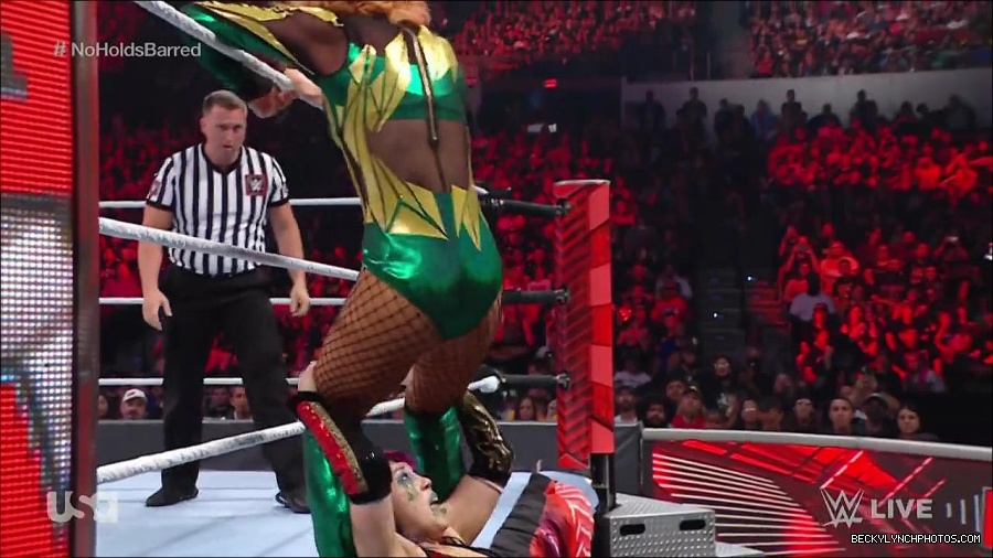 WWE_RAW_4th_July_2022_720p_WEBRip_h264_mp4_008162213.jpg