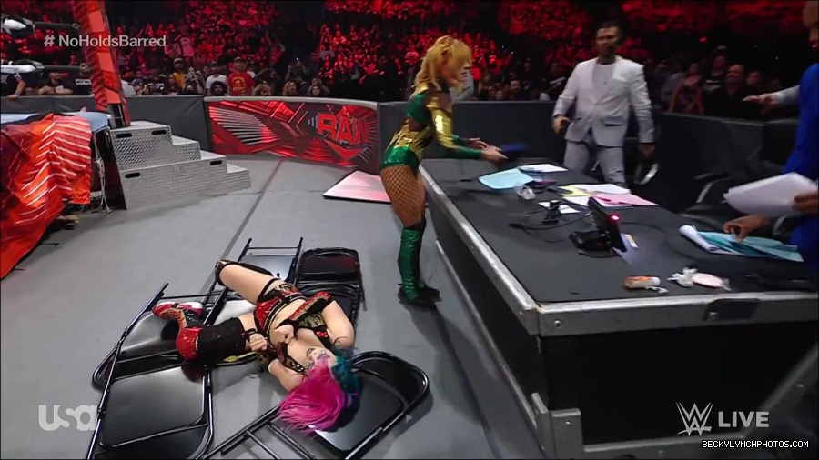 WWE_RAW_4th_July_2022_720p_WEBRip_h264_mp4_008181031.jpg