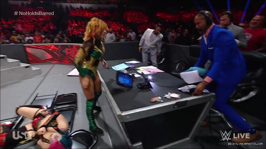 WWE_RAW_4th_July_2022_720p_WEBRip_h264_mp4_008181832.jpg