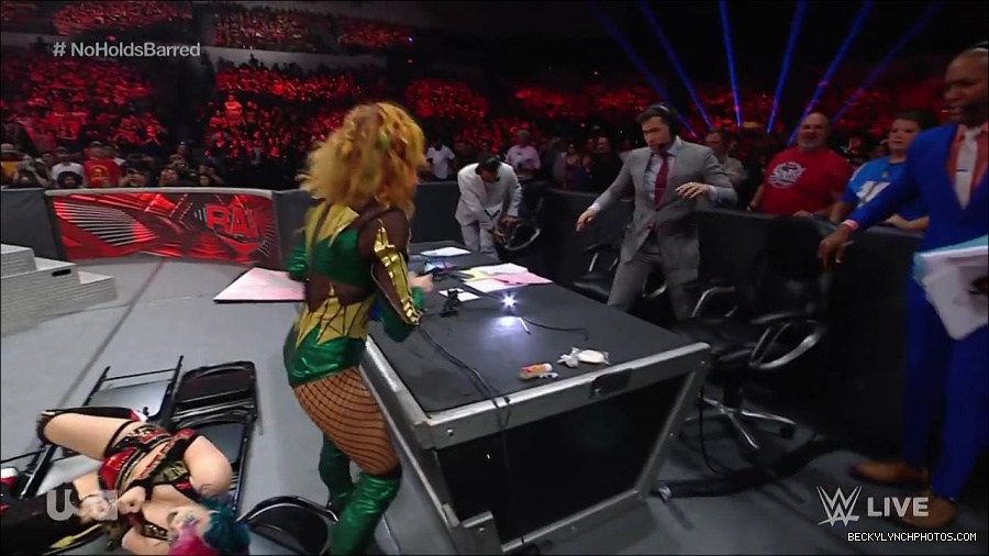 WWE_RAW_4th_July_2022_720p_WEBRip_h264_mp4_008183834.jpg