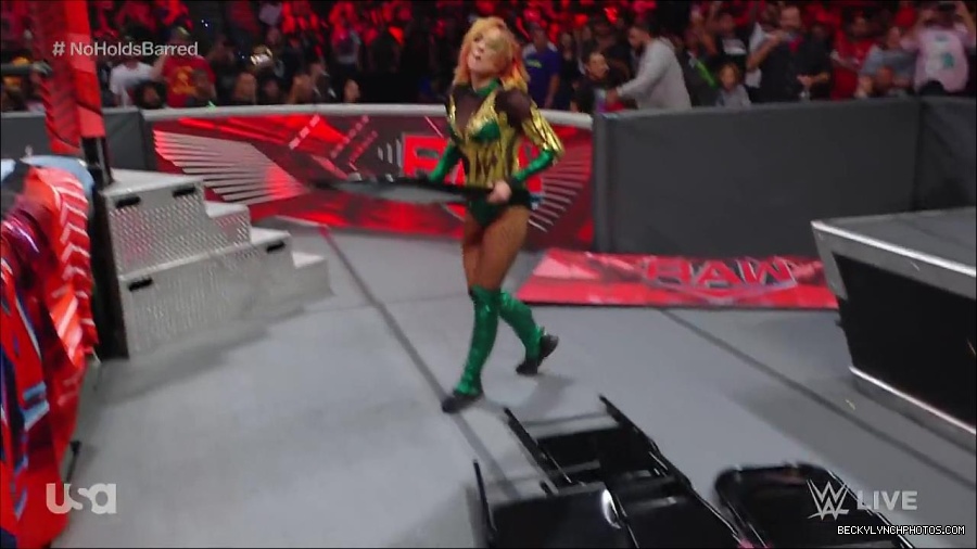 WWE_RAW_4th_July_2022_720p_WEBRip_h264_mp4_008188639.jpg