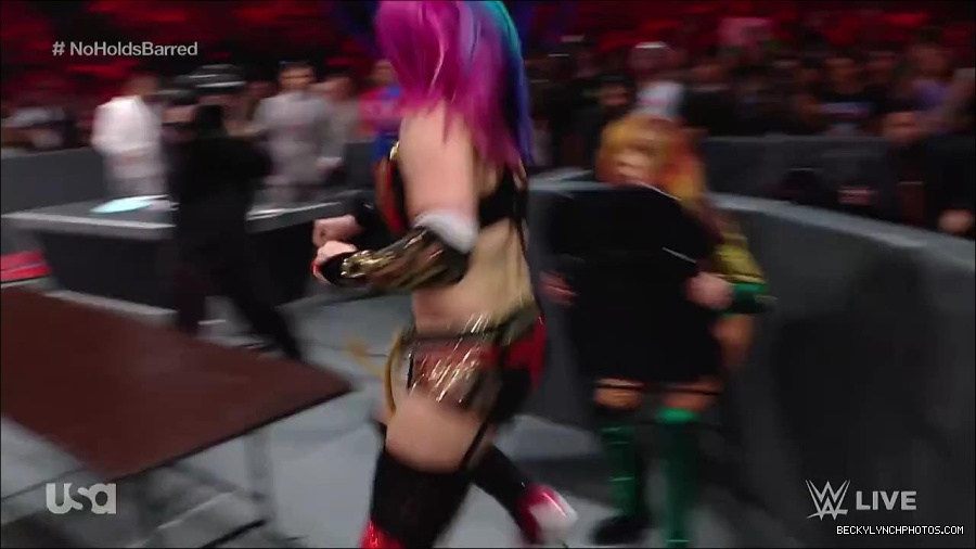 WWE_RAW_4th_July_2022_720p_WEBRip_h264_mp4_008203053.jpg