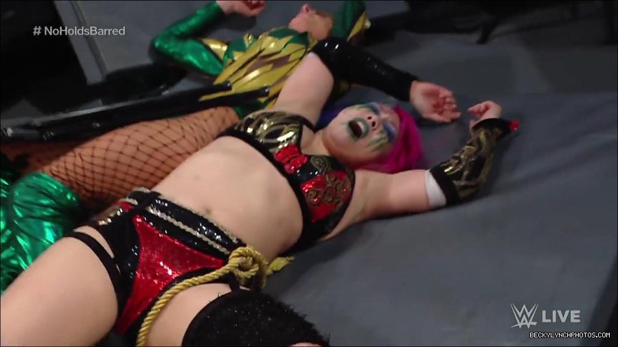WWE_RAW_4th_July_2022_720p_WEBRip_h264_mp4_008205456.jpg