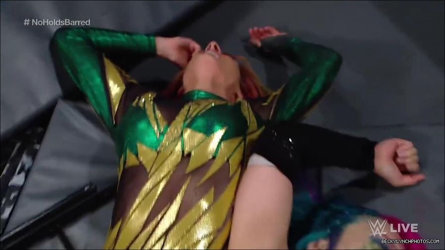 WWE_RAW_4th_July_2022_720p_WEBRip_h264_mp4_008207858.jpg