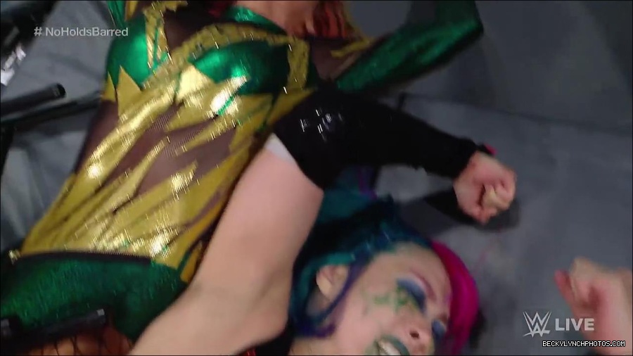 WWE_RAW_4th_July_2022_720p_WEBRip_h264_mp4_008209460.jpg