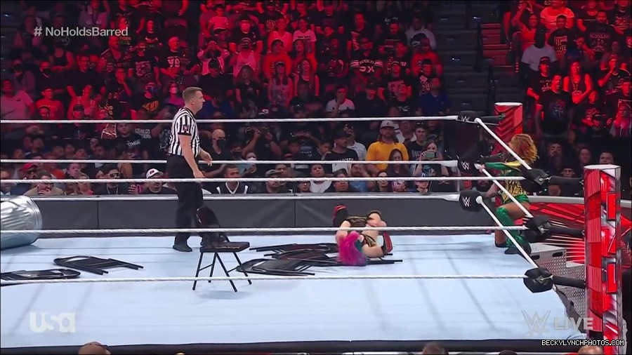 WWE_RAW_4th_July_2022_720p_WEBRip_h264_mp4_008413562.jpg
