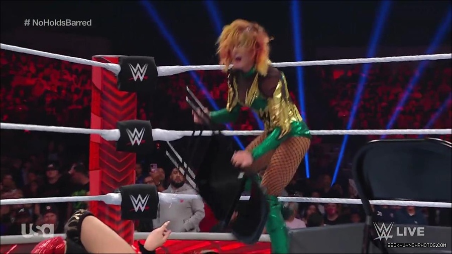 WWE_RAW_4th_July_2022_720p_WEBRip_h264_mp4_008417966.jpg