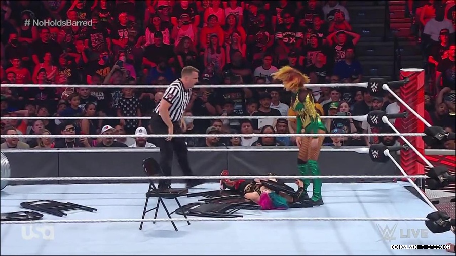 WWE_RAW_4th_July_2022_720p_WEBRip_h264_mp4_008419568.jpg