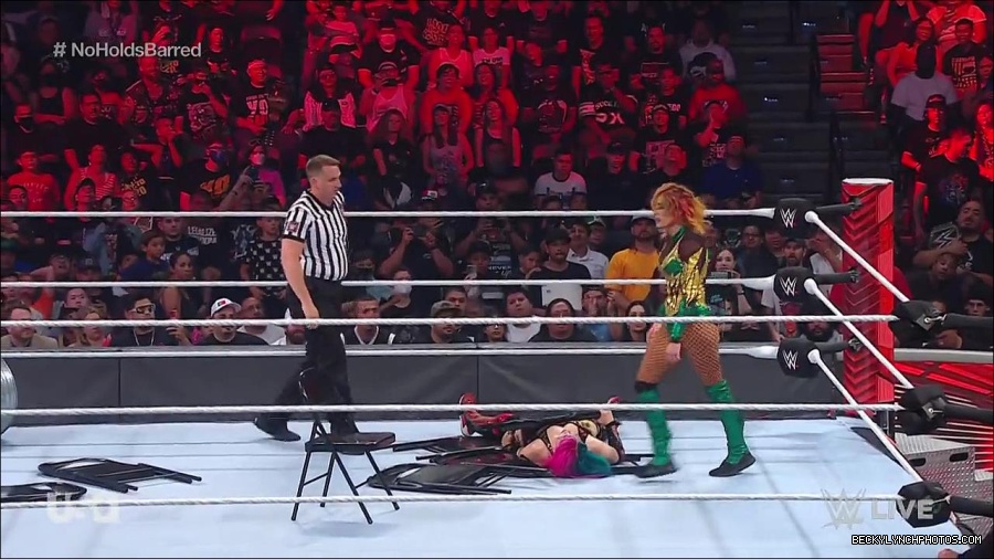 WWE_RAW_4th_July_2022_720p_WEBRip_h264_mp4_008421970.jpg