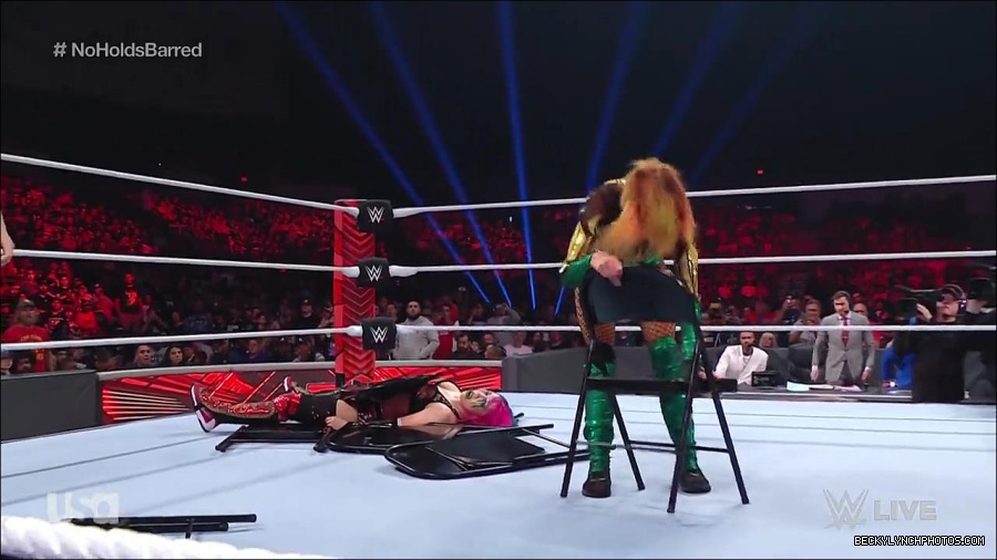 WWE_RAW_4th_July_2022_720p_WEBRip_h264_mp4_008423572.jpg