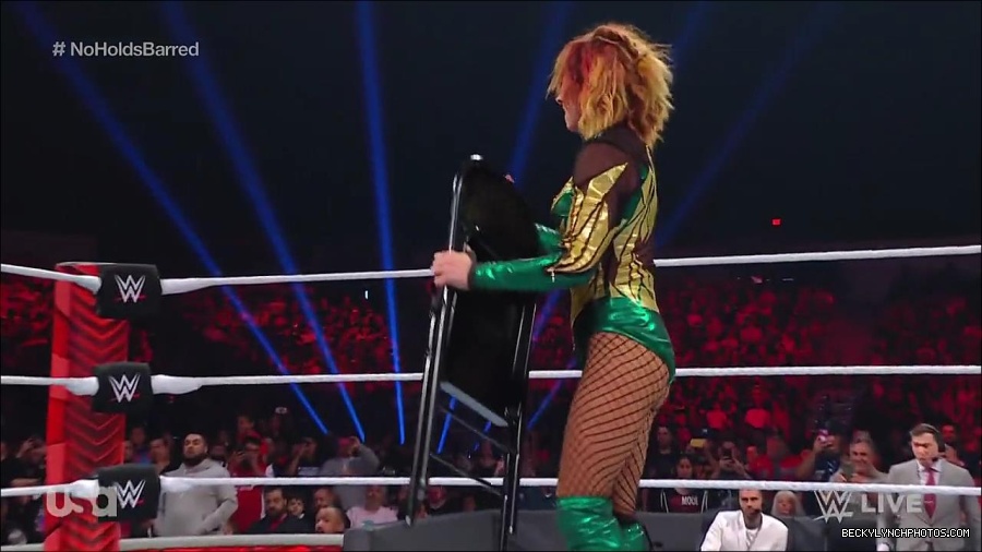 WWE_RAW_4th_July_2022_720p_WEBRip_h264_mp4_008424773.jpg