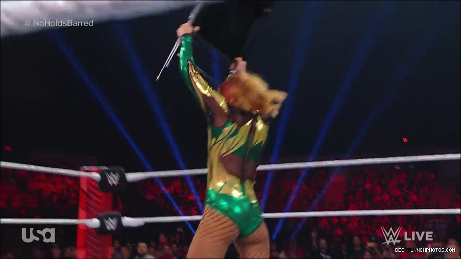 WWE_RAW_4th_July_2022_720p_WEBRip_h264_mp4_008425974.jpg