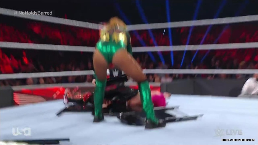 WWE_RAW_4th_July_2022_720p_WEBRip_h264_mp4_008426775.jpg