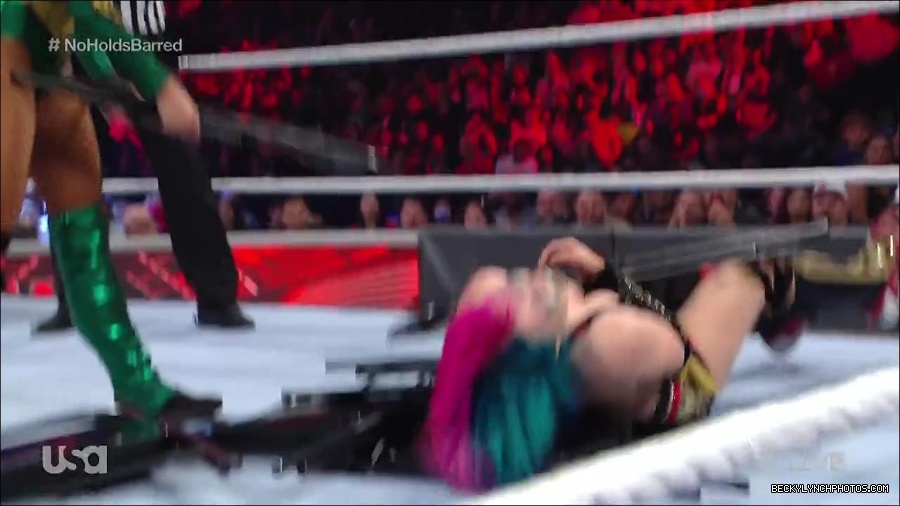 WWE_RAW_4th_July_2022_720p_WEBRip_h264_mp4_008427175.jpg