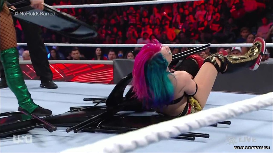 WWE_RAW_4th_July_2022_720p_WEBRip_h264_mp4_008427576.jpg