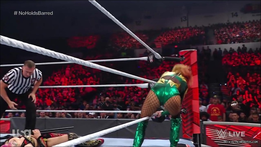 WWE_RAW_4th_July_2022_720p_WEBRip_h264_mp4_008434783.jpg