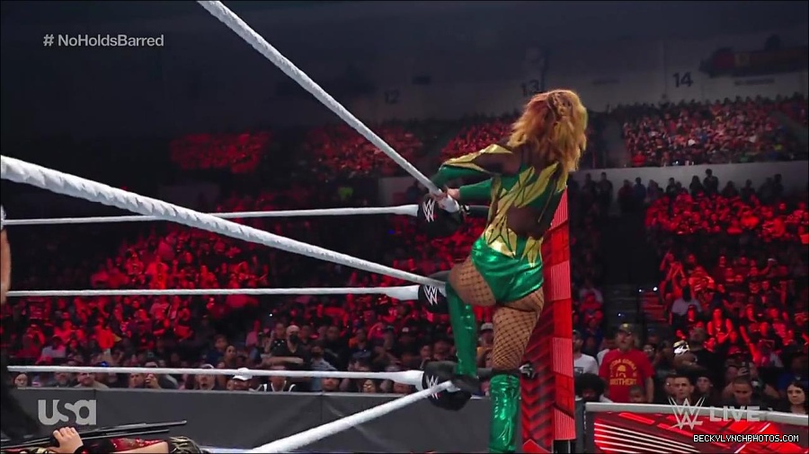 WWE_RAW_4th_July_2022_720p_WEBRip_h264_mp4_008435584.jpg