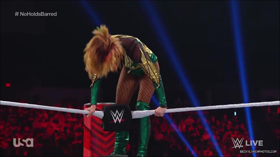 WWE_RAW_4th_July_2022_720p_WEBRip_h264_mp4_008437586.jpg