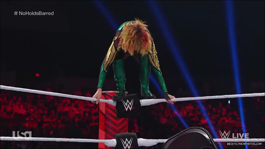WWE_RAW_4th_July_2022_720p_WEBRip_h264_mp4_008439187.jpg
