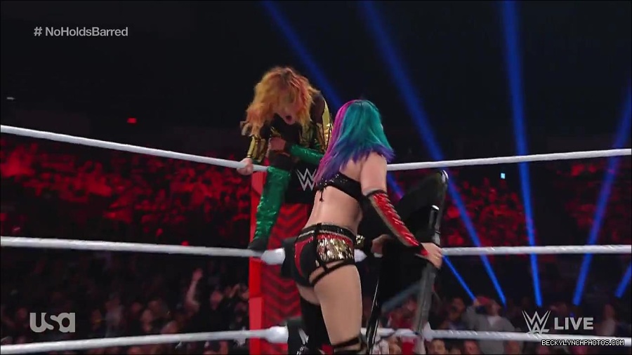 WWE_RAW_4th_July_2022_720p_WEBRip_h264_mp4_008441590.jpg