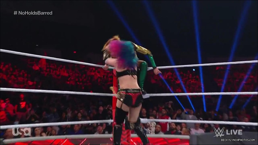 WWE_RAW_4th_July_2022_720p_WEBRip_h264_mp4_008444793.jpg