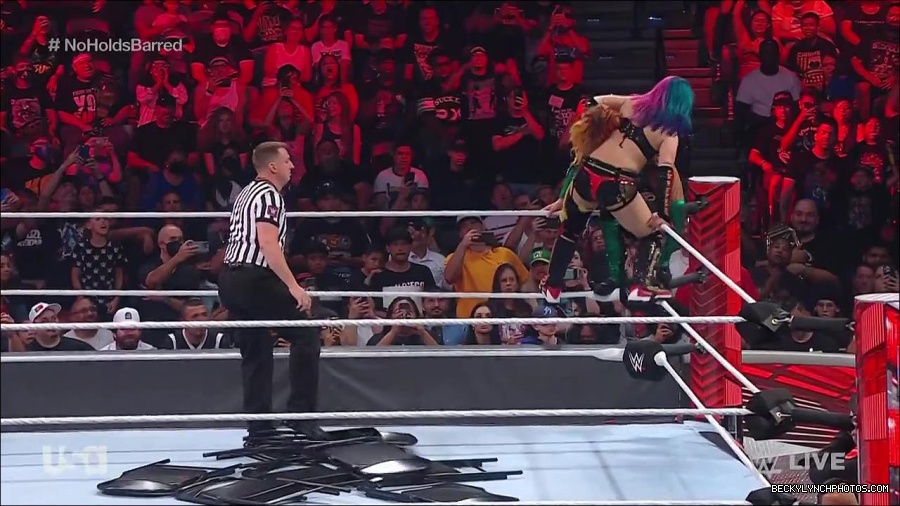 WWE_RAW_4th_July_2022_720p_WEBRip_h264_mp4_008456405.jpg