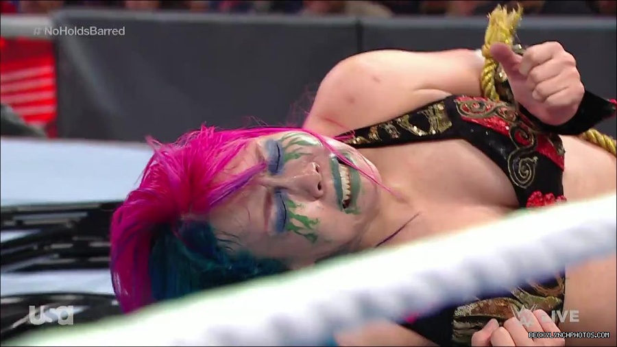 WWE_RAW_4th_July_2022_720p_WEBRip_h264_mp4_008468417.jpg