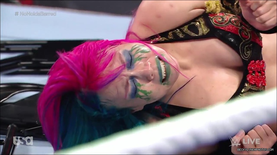 WWE_RAW_4th_July_2022_720p_WEBRip_h264_mp4_008469217.jpg